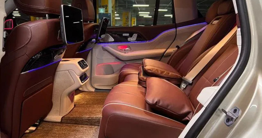 Mercedes-Benz Gls-Class 