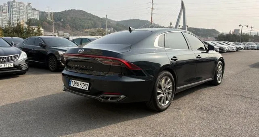 Hyundai Grandeur 