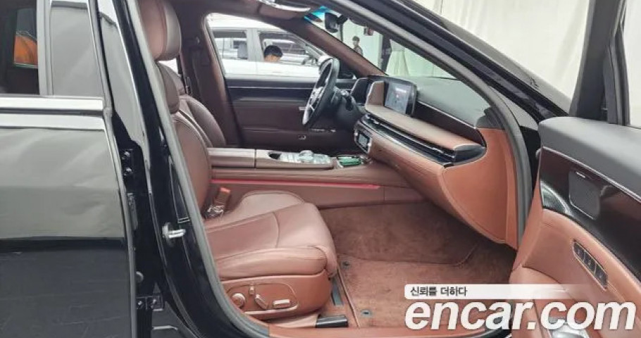 Genesis G90 