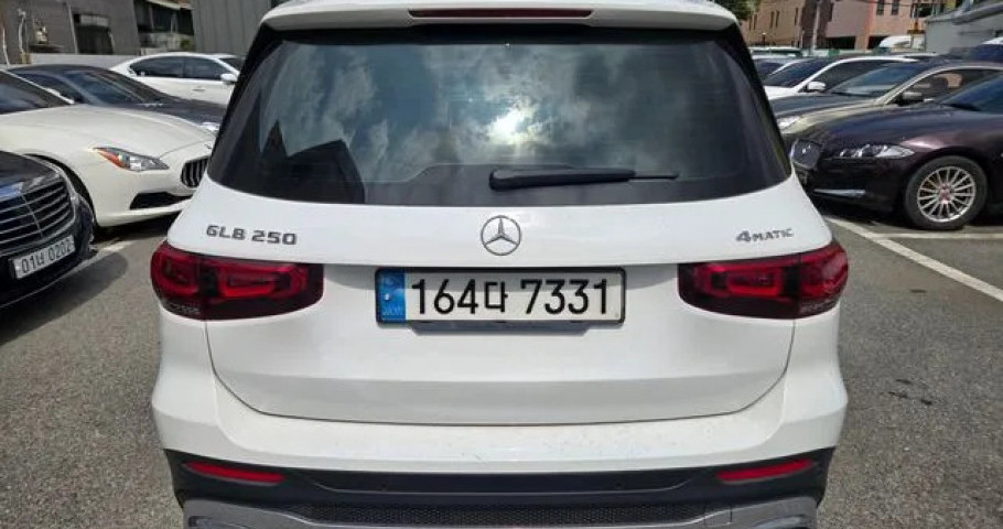 Mercedes-Benz Glb-Class 