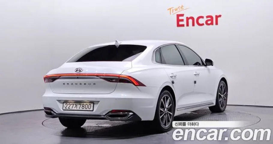 Hyundai Grandeur 