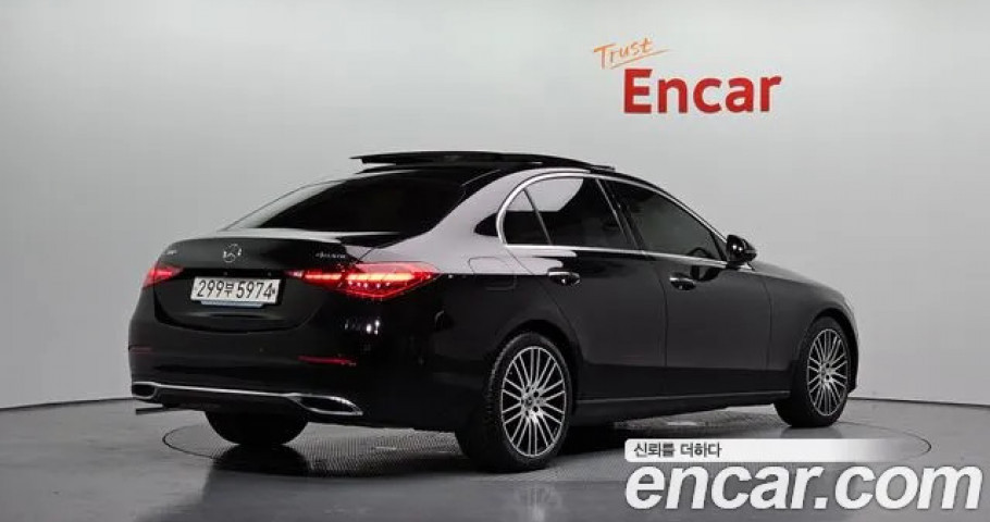 Mercedes-Benz C-Class 