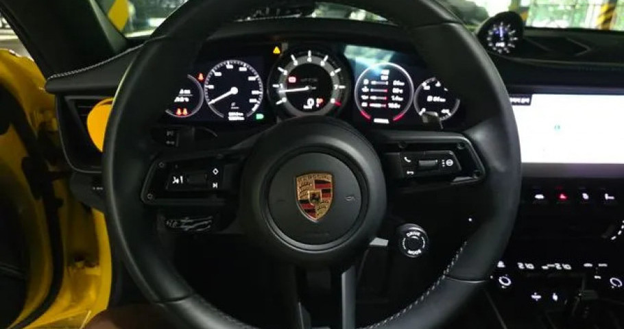 Porsche 911 