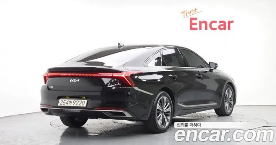 Kia K8 