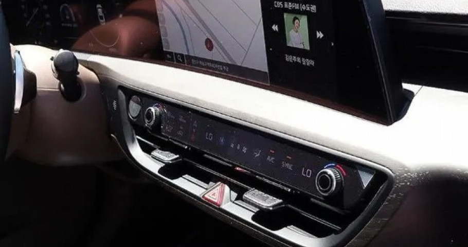 Kia K8 