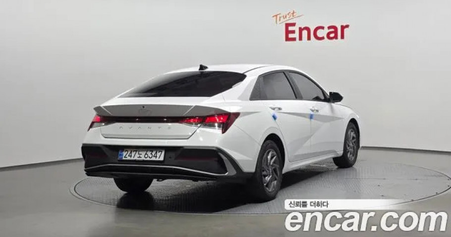 Hyundai Avante (Elantra) 
