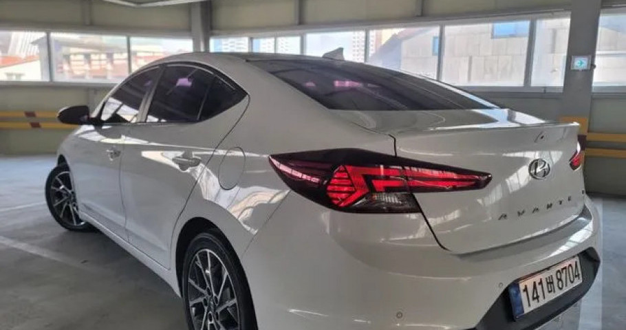 Hyundai Avante (Elantra) 