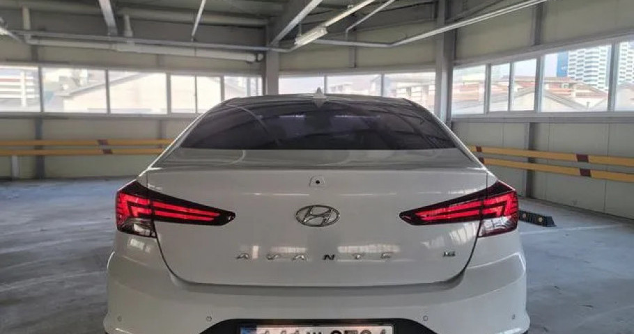 Hyundai Avante (Elantra) 