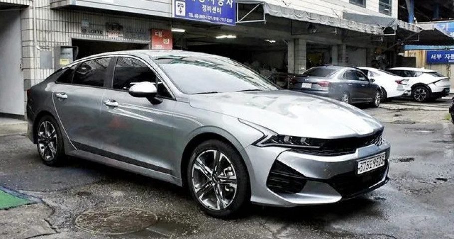 Kia K5 
