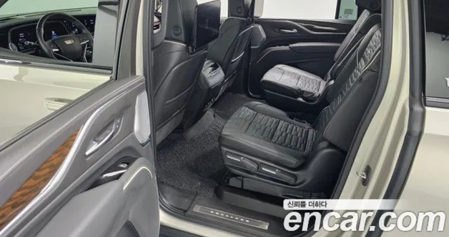 Cadillac Escalade 