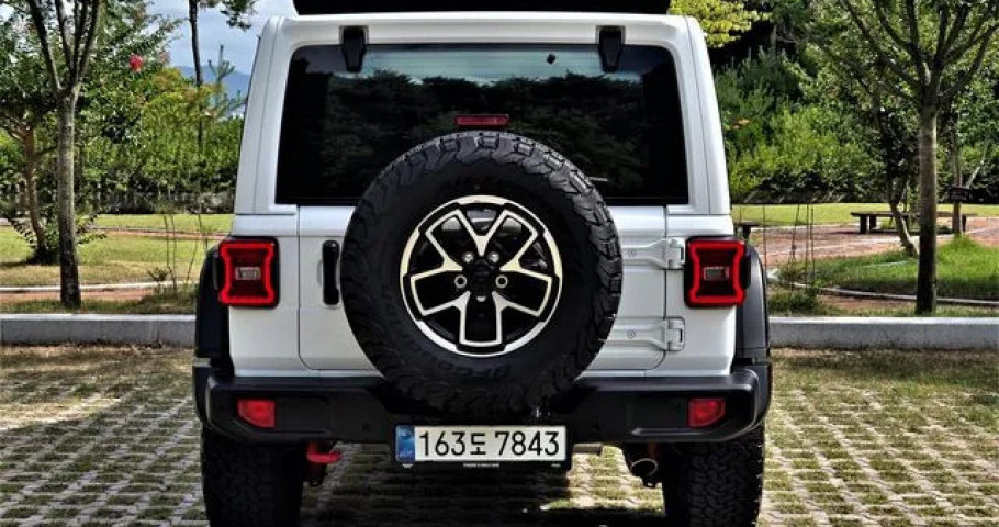 Jeep Wrangler 