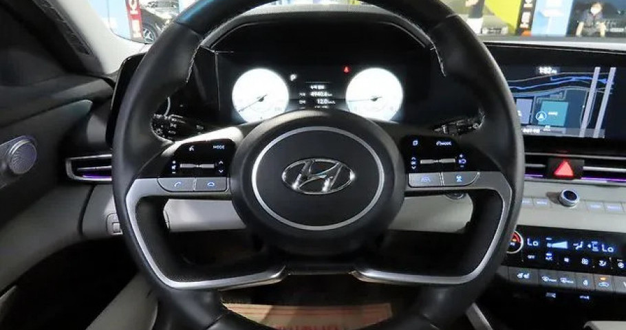 Hyundai Avante (Elantra) 