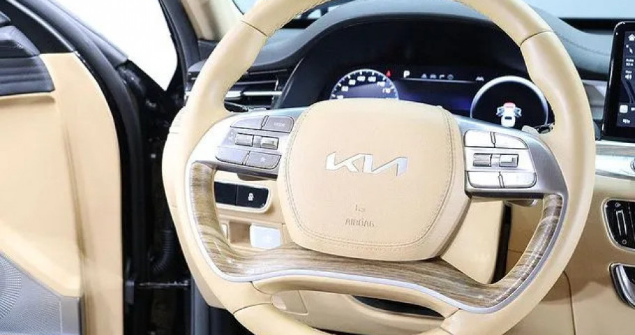 Kia K9 