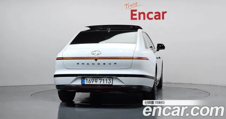 Hyundai Grandeur 
