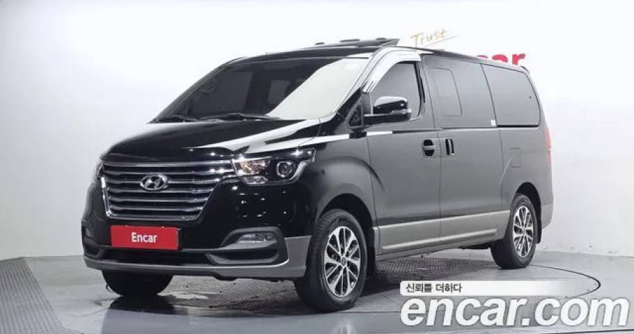 Hyundai Starex 