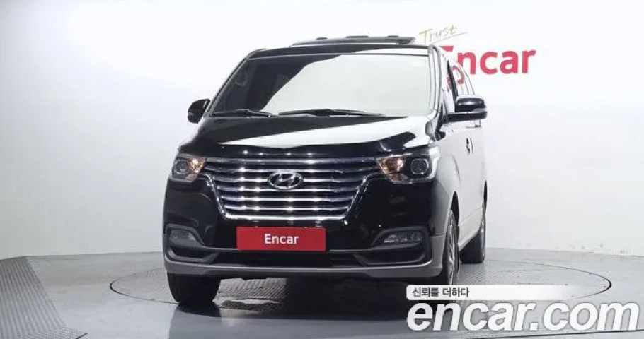 Hyundai Starex 