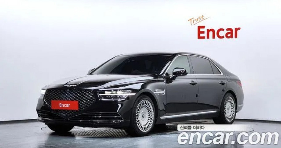 Genesis G90 