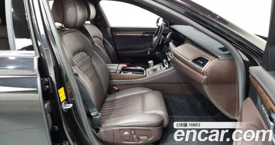 Genesis G90 