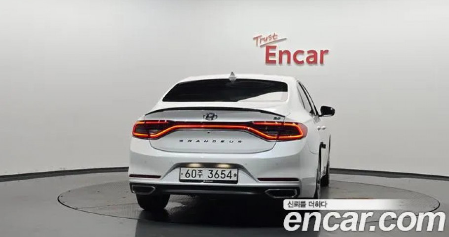 Hyundai Grandeur 