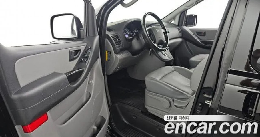 Hyundai Starex 