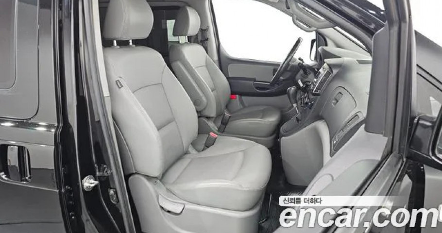 Hyundai Starex 