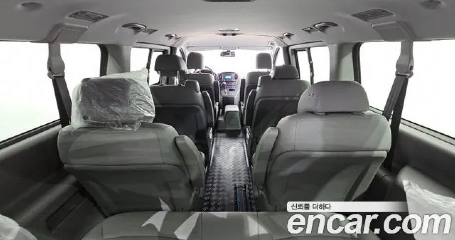 Hyundai Starex 