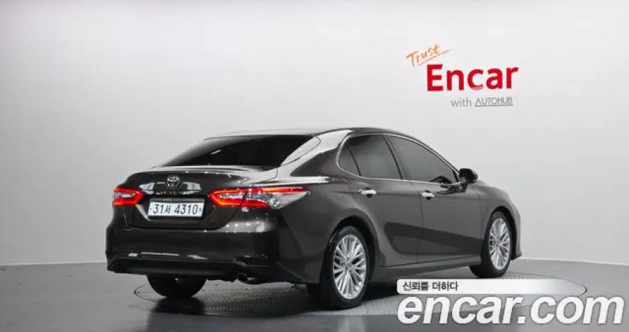 Toyota Camry 