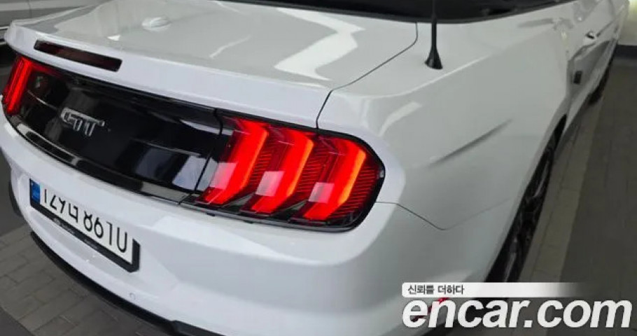 Ford Mustang 