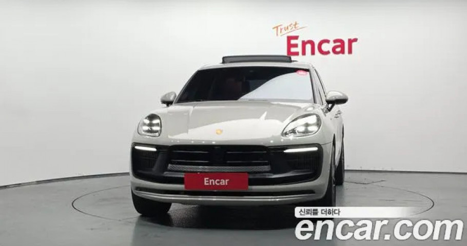 Porsche Macan 