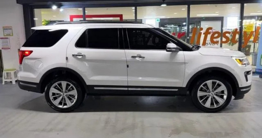 Ford Explorer 
