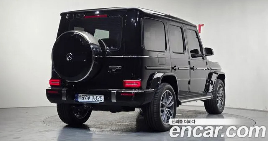 Mercedes-Benz G-Class 