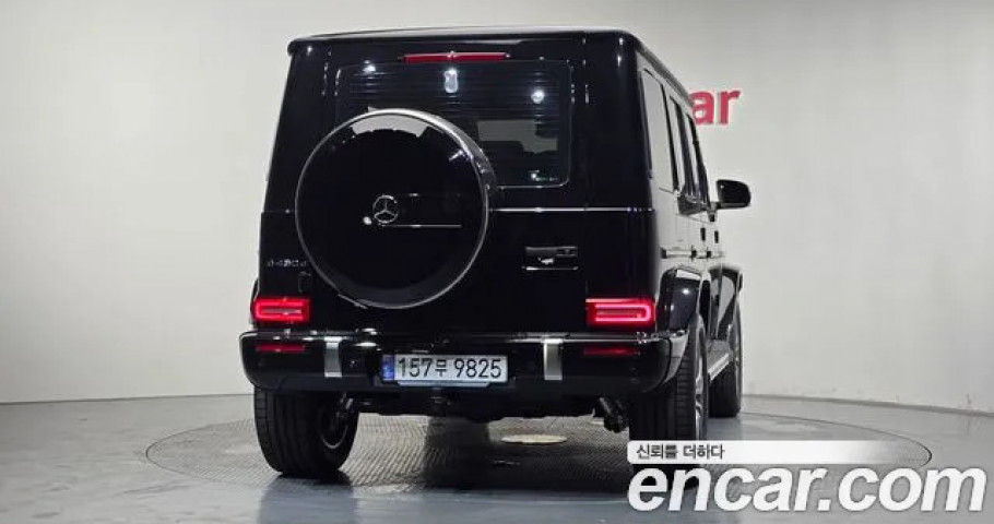 Mercedes-Benz G-Class 