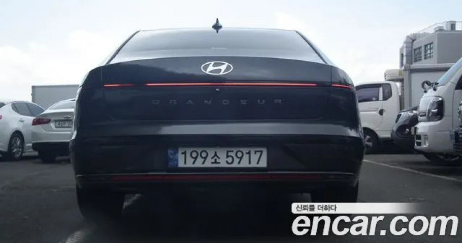 Hyundai Grandeur 