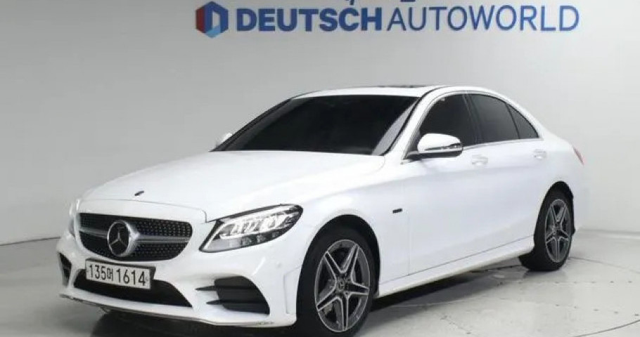 Mercedes-Benz C-Class 