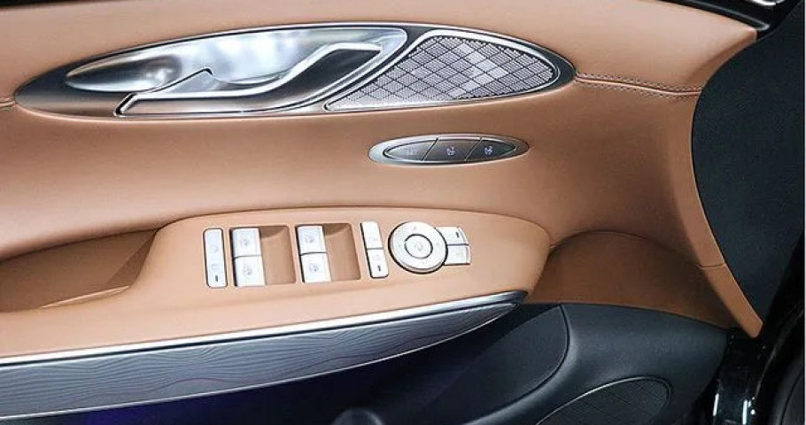 Genesis Gv70 