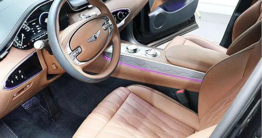 Genesis Gv70 
