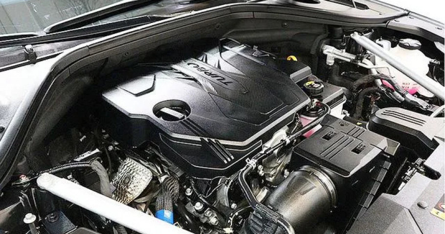 Genesis Gv70 