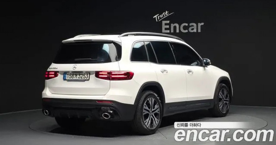 Mercedes-Benz Glb-Class 