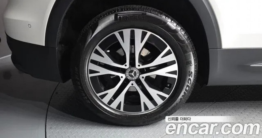 Mercedes-Benz Glb-Class 