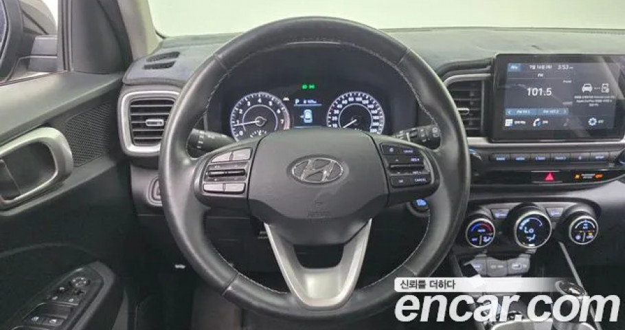 Hyundai Venue 