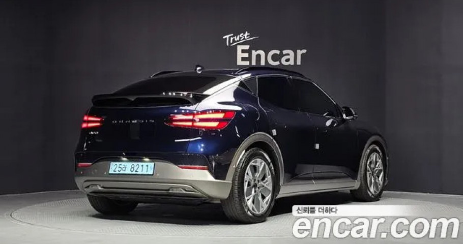 Genesis Gv60 