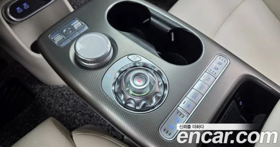 Genesis Gv60 