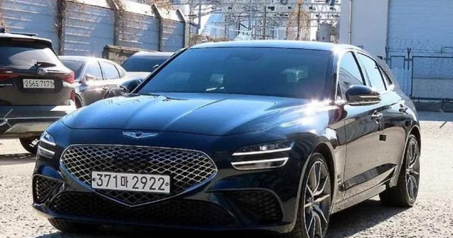 Genesis G70 