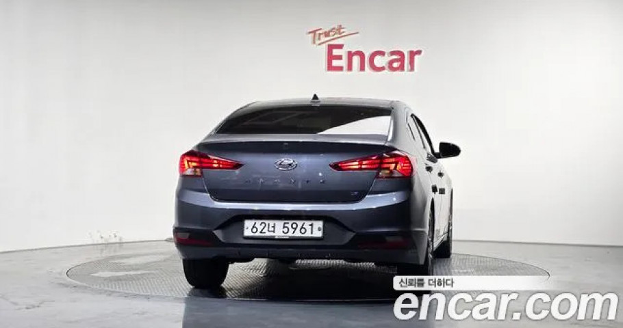 Hyundai Avante (Elantra) 