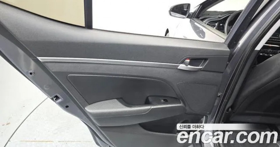 Hyundai Avante (Elantra) 