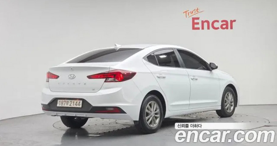 Hyundai Avante (Elantra) 