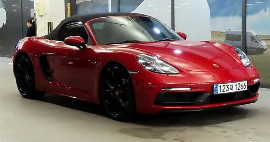 Porsche 718 