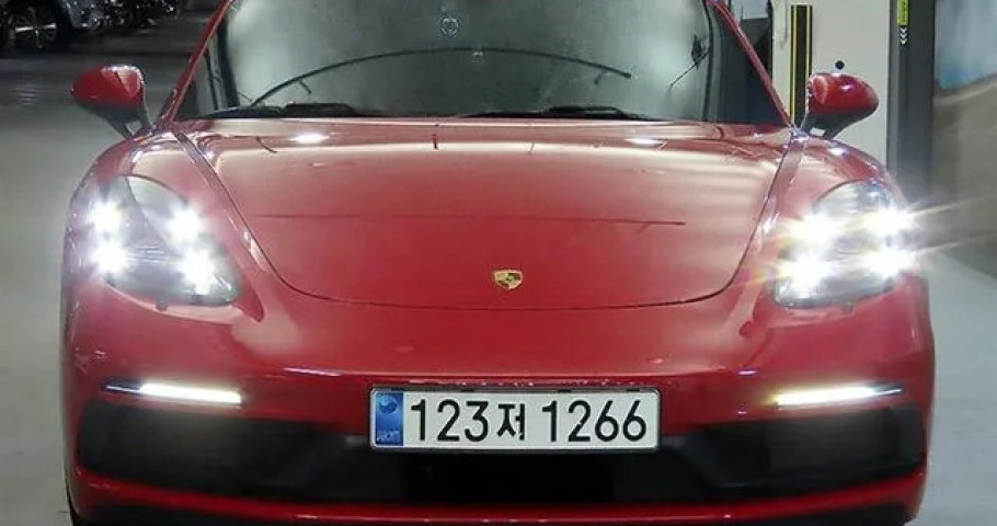 Porsche 718 