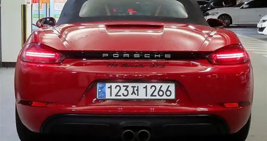 Porsche 718 