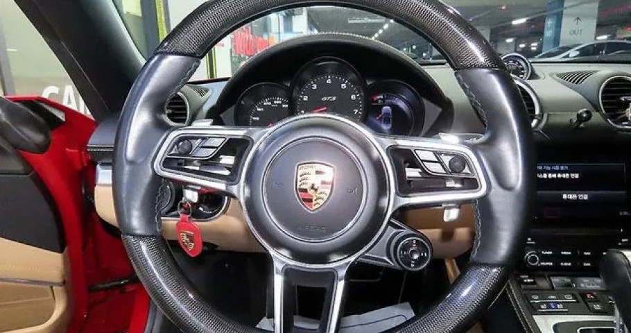 Porsche 718 